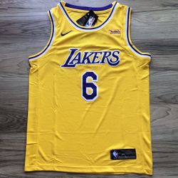James Lakers Jersey Size Medium- XL