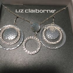 Liz Claiborne Necklace And Earrings 