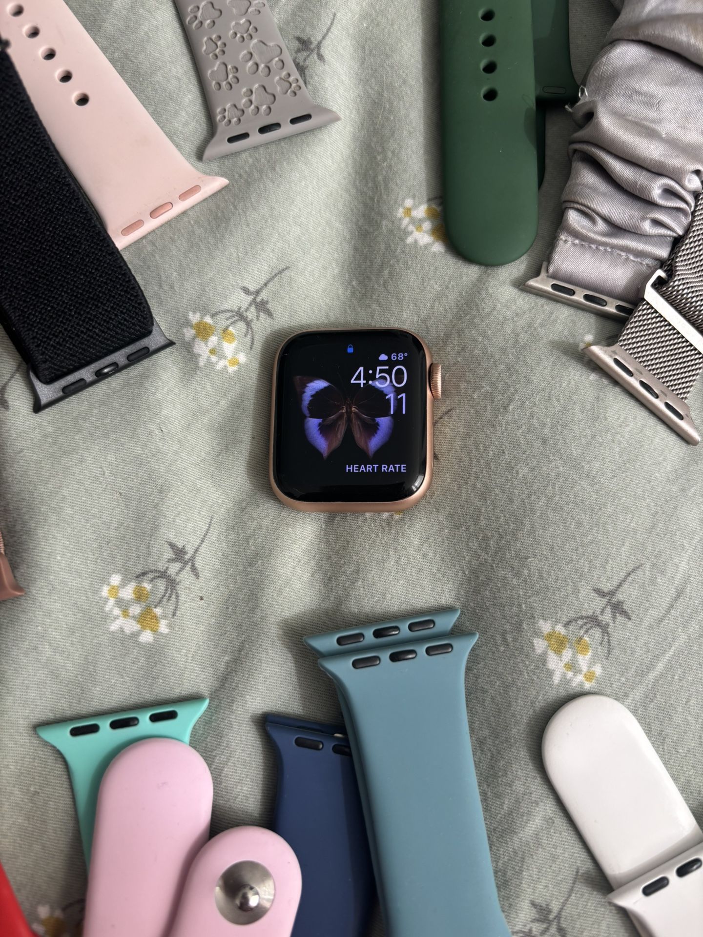 Apple Watch 6 With Accessories