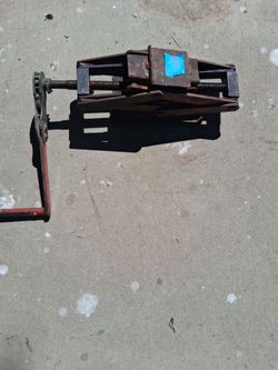 Vintage ratchet scissor jack