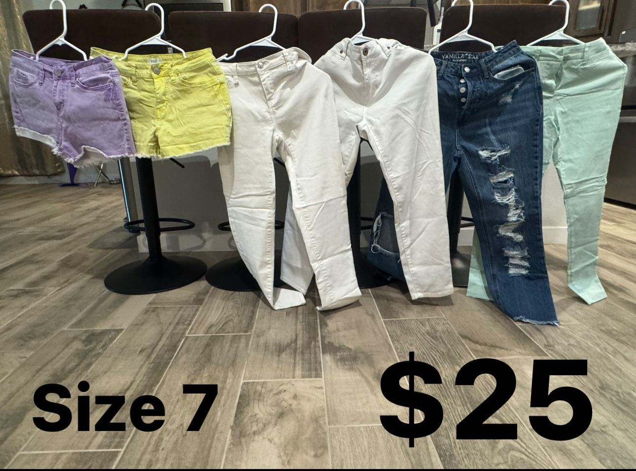 Men’s & Women’s Clothes 