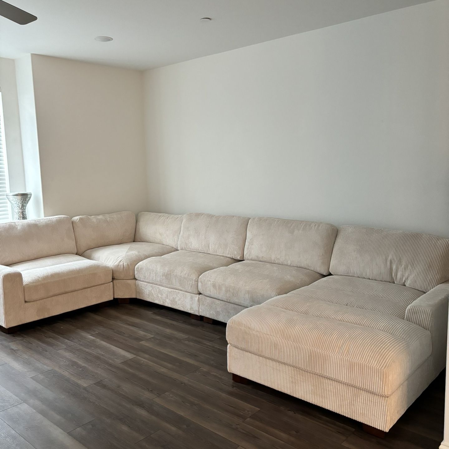 Sectional Sofa