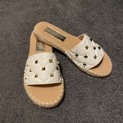 New White flip flops