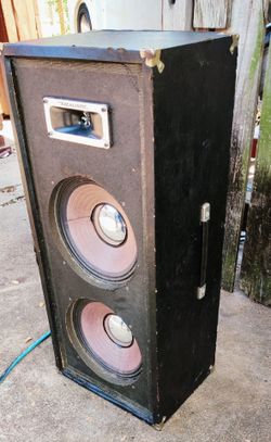 Vintage realistic PA speakers $45