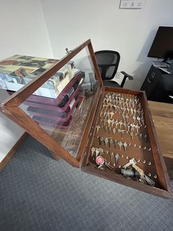 Keys & case (over 115 Keys Included)