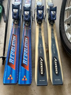 FREE SKIS WITH BONDINGS AND CARRY BAG