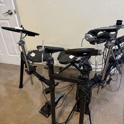 Roland electric drum set