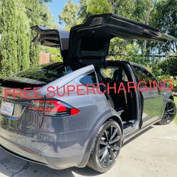 2016 Tesla Model X 90D FREE CHARGING