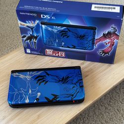 RARE Nintendo 3DS XL - Pokémon X & Y Blue Edition - Boxed & MINT