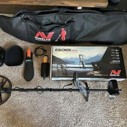 Minelab Equinox 800 Metal Detector