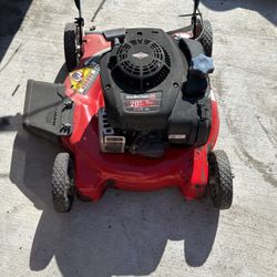 Briggs & Stratton Lawn Mower 