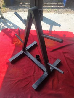 1" HOLE  PLATE TREE 4 HORNS  1 BAR HOLDER 
11525 S HALSTED/7111 S WESTERN
30$.    CASH ONLY