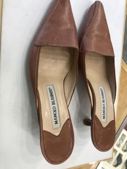 Manolo Blahnik leather pumps