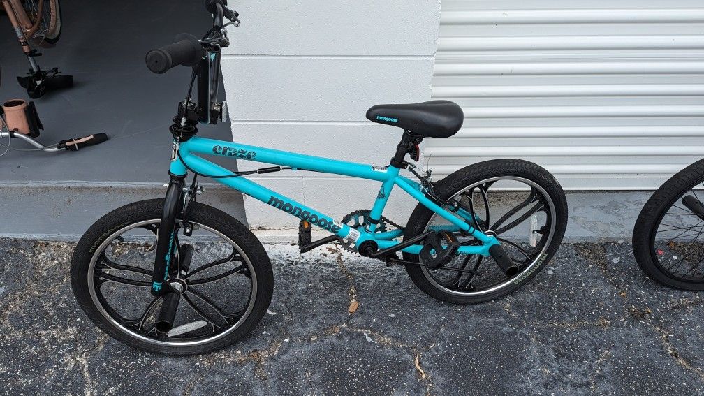 Mongoose BMX bike with pegs