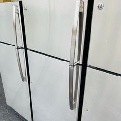 Ge Stainless Steel Top Freezer Refrigerator 