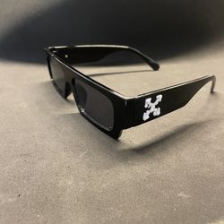 Off White Sunglassses Hype Boxy 