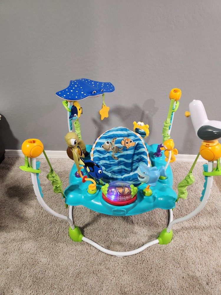 Finding Nemo Baby Bouncer 