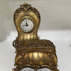 Golden Clock With Small Trunk 