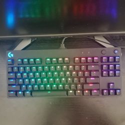 

Logitech - G PRO TKL Wired Mechanical GX Blue Clicky Switch Gaming Keyboard with RGB Backlighting

