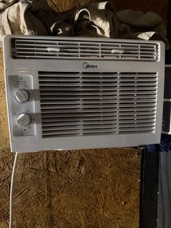 Midea Window Air Conditioner