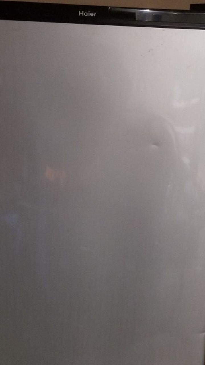 Mini Fridge Very Good Condition like new