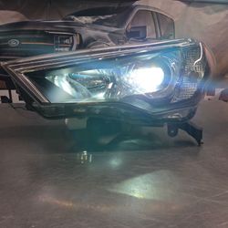 2021 to 2024 Toyota 4Runner Driver Headlight