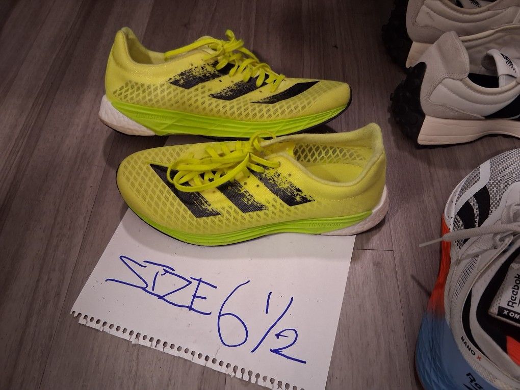 Adidas Sneakers