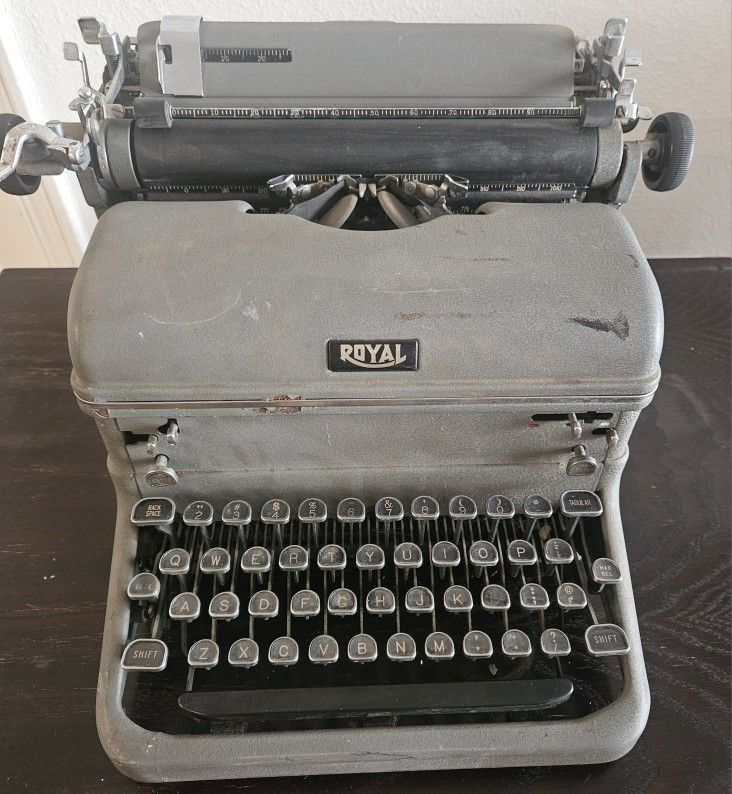 Royal Type Writer