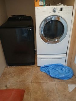 Moving sale need gone. $300 washer and Electric dryer.