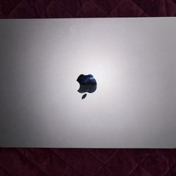 MacBook Air M2