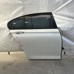 2010 BMW 750 Right Rear Door
