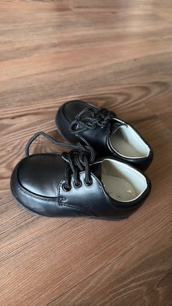 Dressing shoes