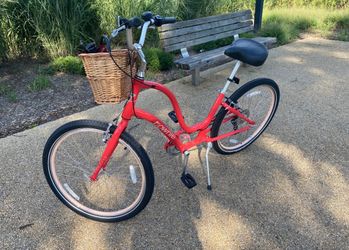 Bike (Electra Townie)