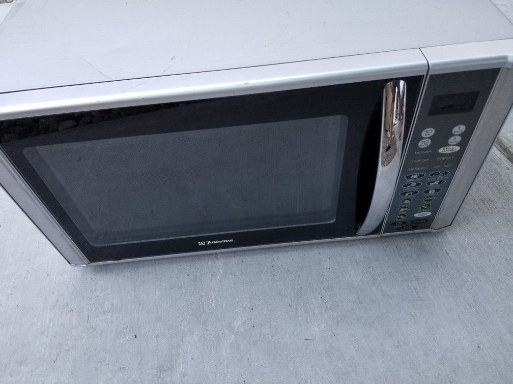 Powerful microwave oven