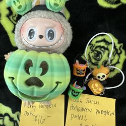 Labubu Halloween Outfits!