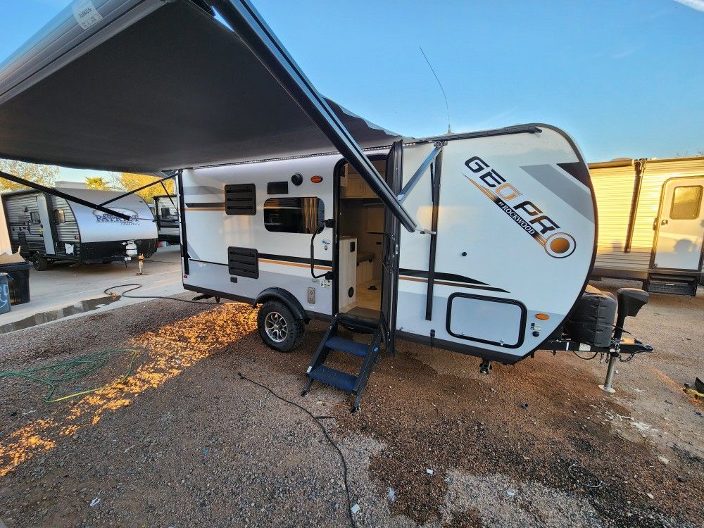 2020 Rockwood geo pro 19ft bunkbed trailer off grid lightweight