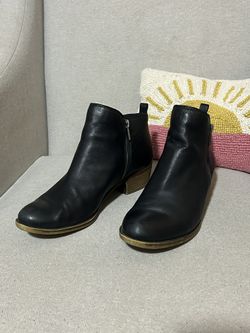 Woman’s Lucky Brand Black Leather Boots