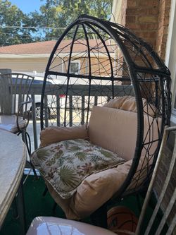 Outdoor Wicker Egg Chair with Cushions