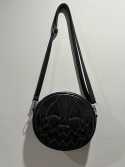 Black Jack-O-Lantern Round Bag