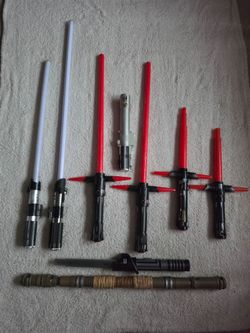Hasbro Star Wars Lightsaber Lot Skywalker, Kylo, Ray- Collection