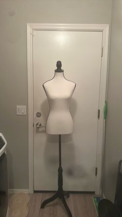 Female Dress Form Mannequin with Stand