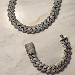 99 % Silver We Can go To Pond Shop To Vetifed Before The Purchsse