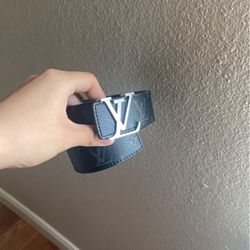 Lv Belt