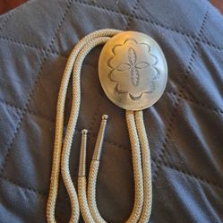 Southwestern Vintage Bolo Tie