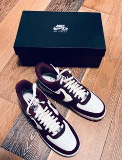 Brand New Nike Air Force 1 '07 LV8