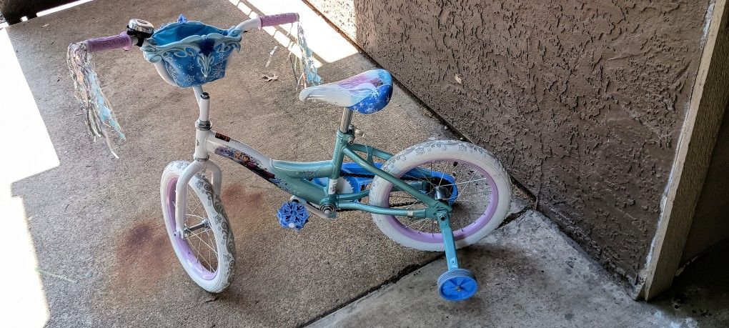 Girls (Disney Frozen Princesses) Huffy 16 In. Bicycle w/ Training Wheels