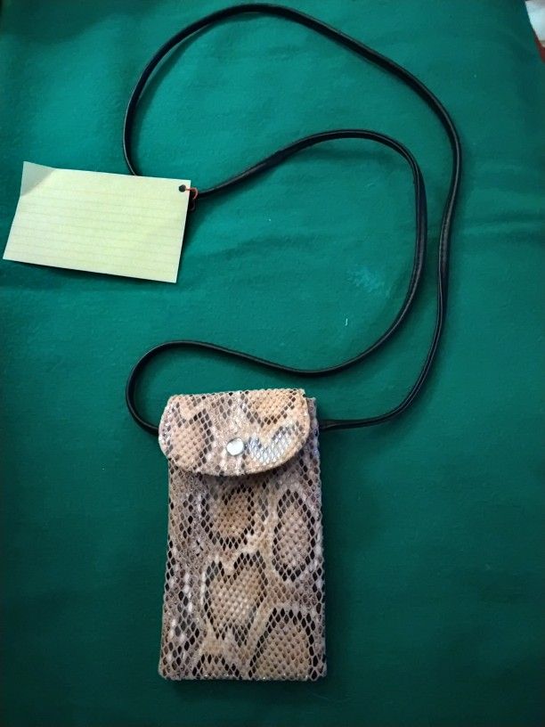 Wild Fable Cell Phone Crossbody Case Pink 7"x4"