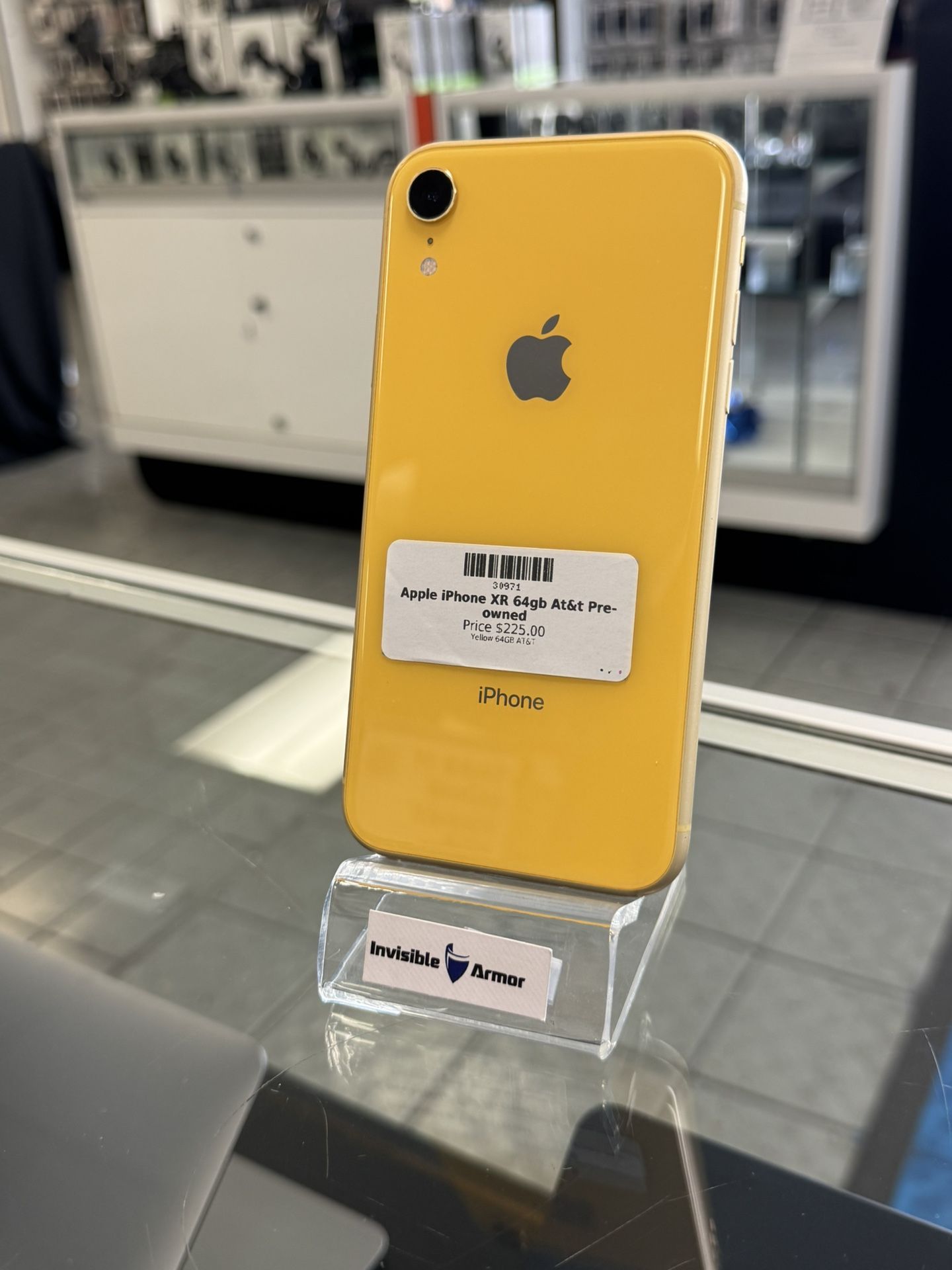 iPhone XR 64GB AT&T Cricket 