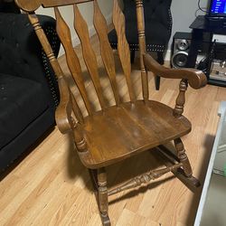 Vintage, Classic Antique, Solid, Oak, Wooden Rocking Chair Rocker Great Condition
