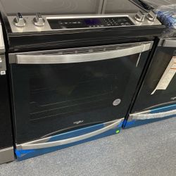 New Scratch And Dent Whirlpool 5 Burner Glass Top Stainless Steel Slide In Range. 1 Year Warranty 